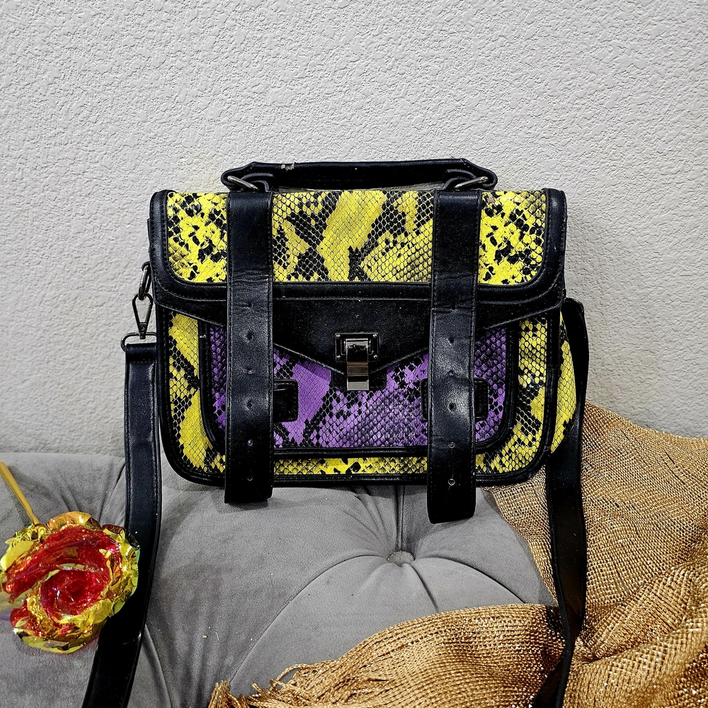 Scene Weaver Black, Yellow, and Purple Satchel